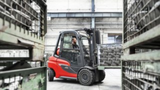 Linde H25 kääntymässä