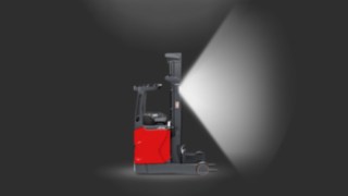 Linde VertiLightilla varustettu Linde MH -työntömastotrukki.