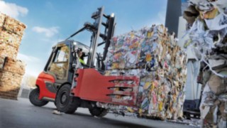 H50-dieseltrukki käytössä ulkona
