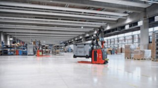 The automated L-MATIC pallet stacker from Linde Material Handling in use at ebm-papst