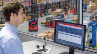 The modular fleet management system connect: from Linde offers numerous functions for access control, data management, reporting, damage monitoring, and detailed usage analysis.